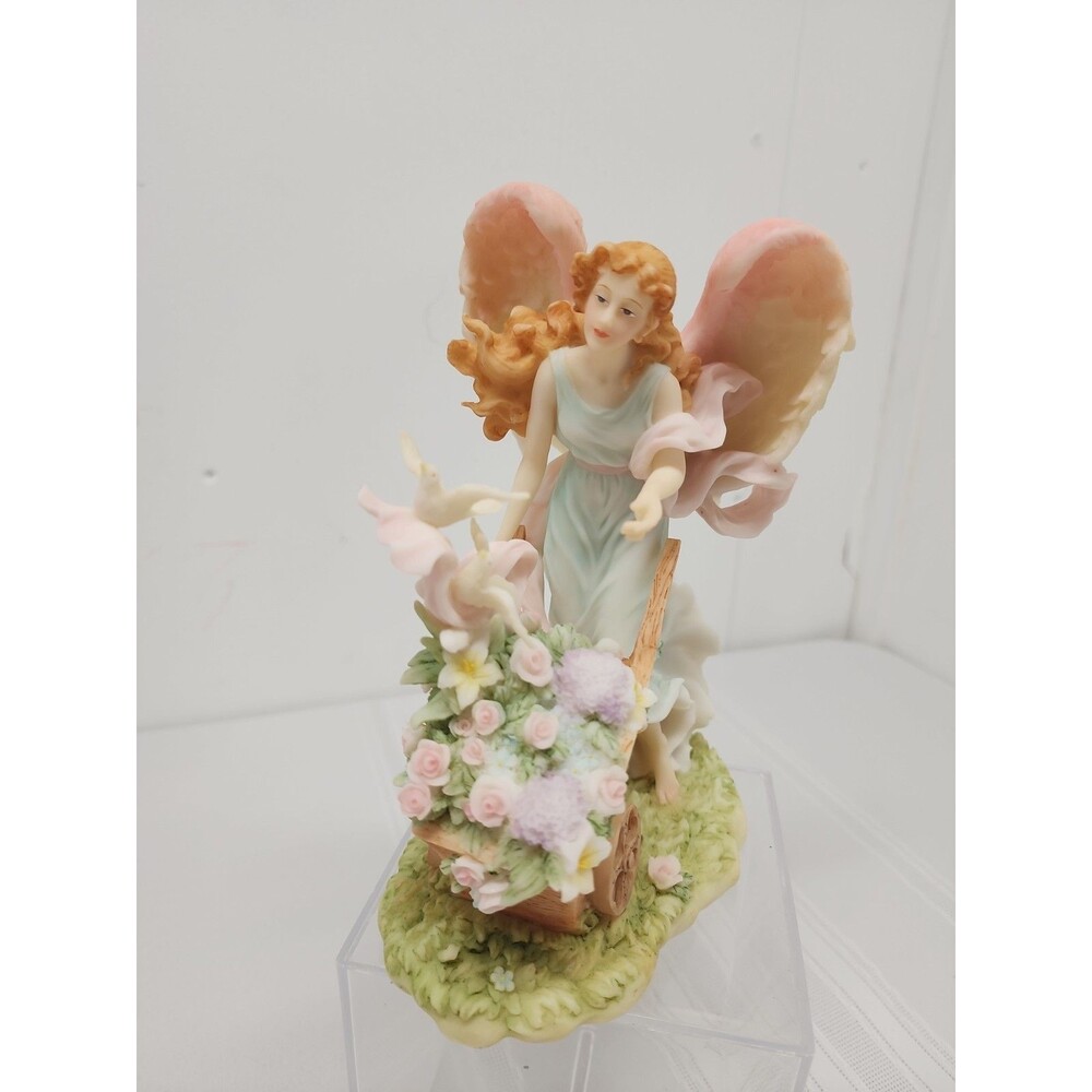 Seraphim Classics Danielle "Messenger Of Love" Roman Inc 1999 #81512 8" Angel